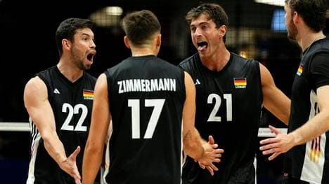 Die deutschen Volleyballer kämpfen vergeblich