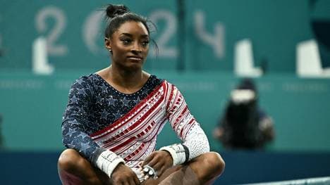 Simone Biles sitzt wieder auf dem Olympia-Thron