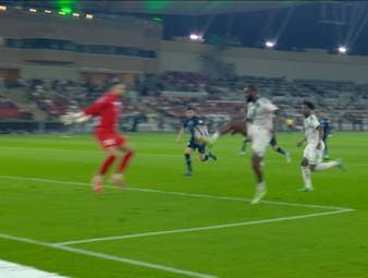Mit einer deutlichen 0:4-Klatsche musste sich Al-Okhood aus der Saudi Pro League verabschieden. Al-Ahli um den deutschen Trainer Matthias Jaissle sorgte für ein furioses Spiel.
