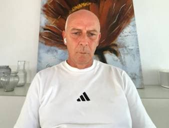 Mario Basler spricht bei WM Aktuell über das deutsche WM-Debakel. Der TV-Experte wählt dabei harte Worte und kritisiert die deutsche Mannschaft heftig. 