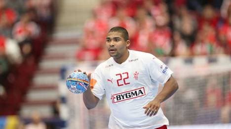 Dänemark bangt vor dem abschließenden Gruppenspiel bei der Handball-EM um den Einzug in die Hauptrunde