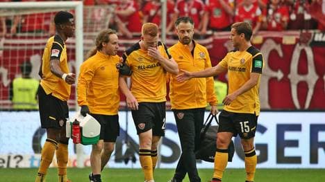 Paul Will (Mitte) musste nach einem Kopftreffer vorzeitig vom Feld