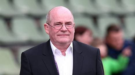 Aus gesundheitlichen Gründen hört Dietrich auf