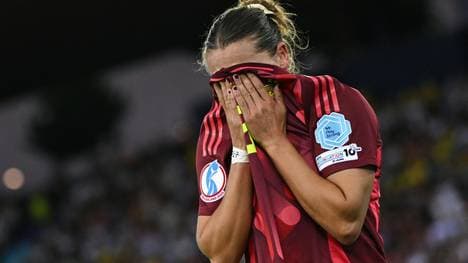 Wamser nach ihrer Roten Karte