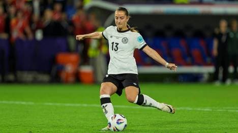 Sara Däbritz im Spiel gegen Frankreich