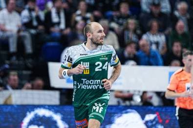 Bundesligist bindet Klub-Ikone