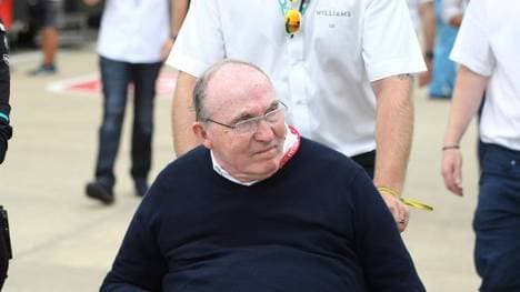 Sir Frank Williams befindet sich im Krankenhaus