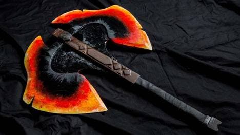 Ein Must-Have auf vielen Nahkampf-Carrys: Das Battle Fury im Item Guide