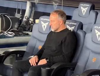 Nach dem 3:1-Sieg gegen Alavés schien Barcelona-Trainer Hansi Flick sichtlich emotional. Nun erklärte der 60-Jährige, wie es dazu kam und warum der Deutsche offensichtlich so mitgenommen war.