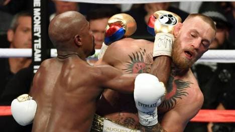 Floyd Mayweather Jr. v Conor McGregor