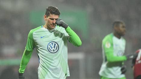 1. FC Nuernberg v VfL Wolfsburg - DFB Cup