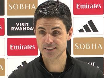 Der FC Arsenal bleibt nach dem 0:0 gegen Liverpool weiterhin sechs Punkte vor Manchester City. Mikel Arteta ist nach einer harten Weihnachtsphase, trotz des verpassten Sieges, stolz auf sein Team.