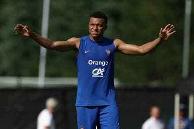 Mbappé mit verrücktem Auftritt