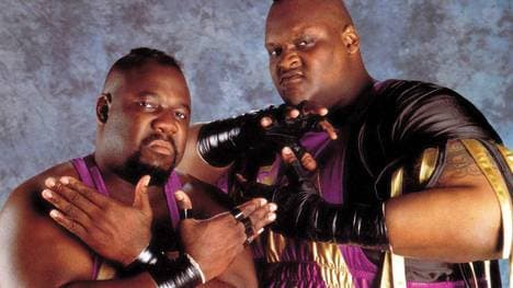 Ex-WWE-Star Sir Mo (l., mit dem ebenfalls früh verstorbenen Mabel) ist tot