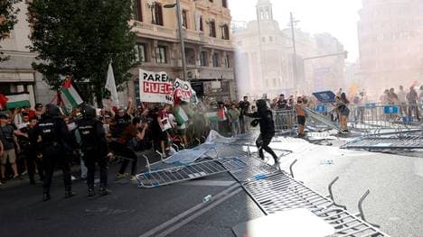 In Madrid hatte es heftige Proteste gegeben