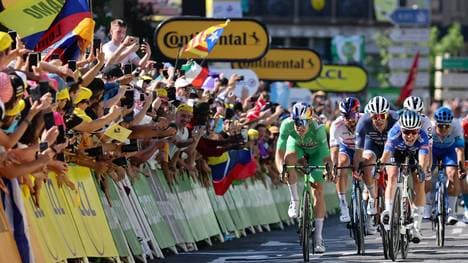 Jasper Philipsen (r.) beim Sieg 2022 in Carcassonne