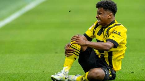 Karim Adeyemi muss gegen Leverkusen verletzt ausgewechselt werden