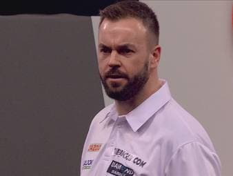 Ross Smith gewinnt mit seinem Power Scoring gegen Darius Labanauskas mit 3:1. In Runde drei wartet das Remacht der letzten WM gegen Dirk van Duijvenbode.