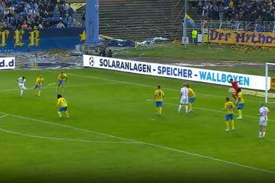 Irres Traumtor bei Drittliga-Relegation
