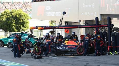 Sergio Pérez musste seinen Red Bull in Suzuka abstellen