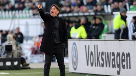 Bruno Labaddia kann seinen Ex-Verein Hamburg aus der ersten Liga kegeln