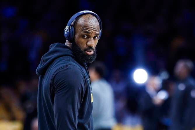 Wechsel-Hammer um LeBron James!