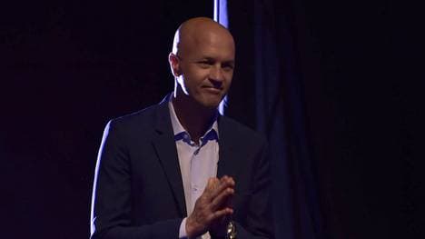 Jordi Curyff wird als neuer Nationaltrainer in Ecuador vorgestellt