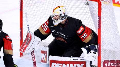 Mathias Niederberger soll das deutsche Tor bei der Eishockey-WM sauber halten