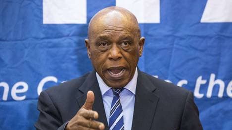 Tokyo Sexwale will FIFA-Präsident werden