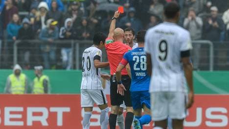 TuS Erndtebrueck v Eintracht Frankfurt - DFB Cup