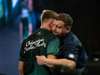 Darts-Star bittet um Verzeihung