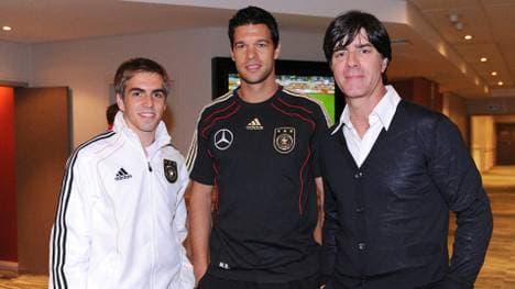 Lahm, Ballack und Löw (v.l.n.r.) in Südafrika 2010 