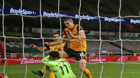 Rui Patricio stieß mit Conor Coady (r.) zusammen