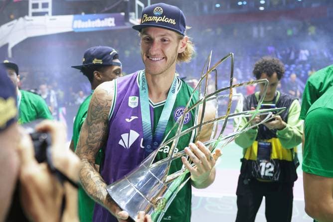 Osetkowski erneut Champions-League-Sieger