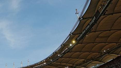 Das DFB-Pokal-Spiel zwischen den Stuttgarter Kickers und Borussia Dortmund findet in der Mercedes-Benz-Arena statt
