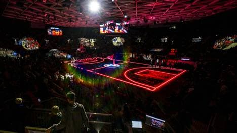 Glasboden im Münchner BMW Park