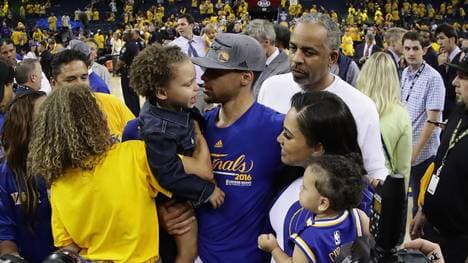 Oklahoma City Thunder v Golden State Warriors - Game Seven