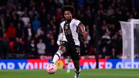 Serge Gnabry sucht sowohl im DFB-Team als auch bei Bayern München nach seiner Form