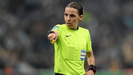 Schiedsrichterin Stéphanie Frappart