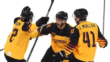 Ice Hockey - Winter Olympics Day 16