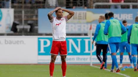 Fortuna Köln hat eine Heimklatsche gegen Wehen-Wiesbaden kassiert