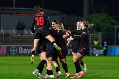 Leverkusen jubelt im Karnevalsderby