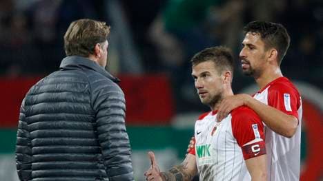 RB-Trainer Ralph Hasenhüttl hat inzwischen die Entschuldigung von Augsburgs Kapitän Daniel Baier angenommen