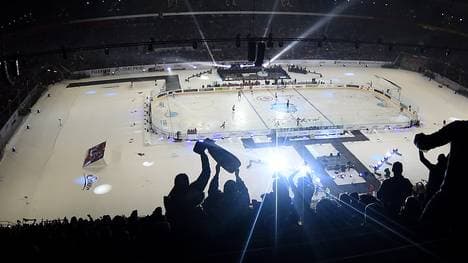 Duesseldorfer EG v Koelner Haie - DEL Winter Game