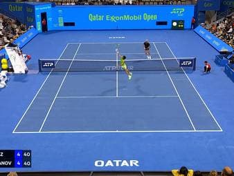 Im Viertelfinale der Qatar Open in Doha liefern Carlos Alcaraz und Karen Khachanov den Zuschauern eine Show. Insbesondere im ersten Satz jagt ein spektakulärer Ballwechsel den anderen.