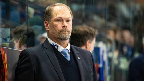 Steve Walker verlängert in Schwenningen