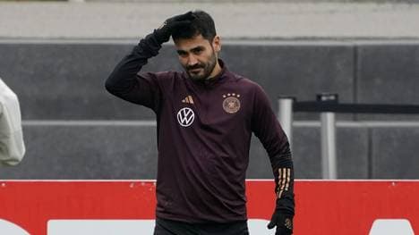 Ilkay Gündogan wird beim Spiel gegen Türkei ausgepfiffen