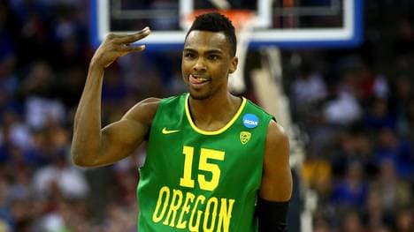 Die Oregon Ducks treffen am Dienstagmorgen auf die Baylor Bears - live im TV auf SPORT1 US