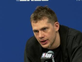 Nach dem NBA-Spiel der Orlando Magic in Berlin sprechen die deutschen Basketballstars Franz Wagner, Moritz Wagner und Tristan Da Silva über die Partie und ihre gemachten Erfahrungen.