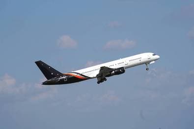 Irre Anreise! Für ein Pokalspiel einmal um die Welt